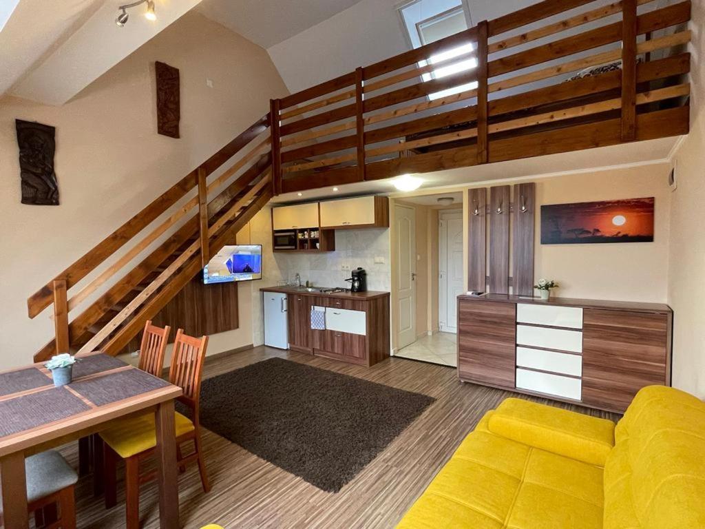 Gyulai Brill Apartman Zewnętrze zdjęcie